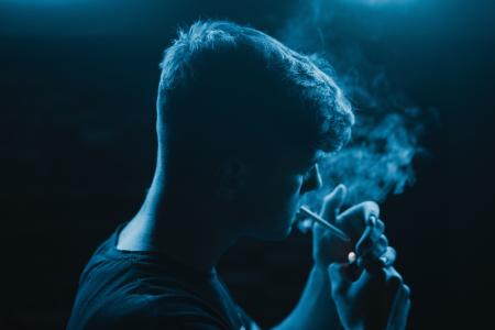 tinerii fumători / smaking youth 