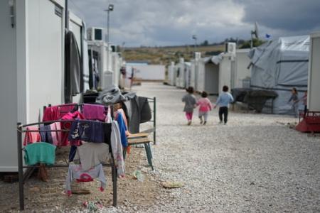 children in a migrant camp